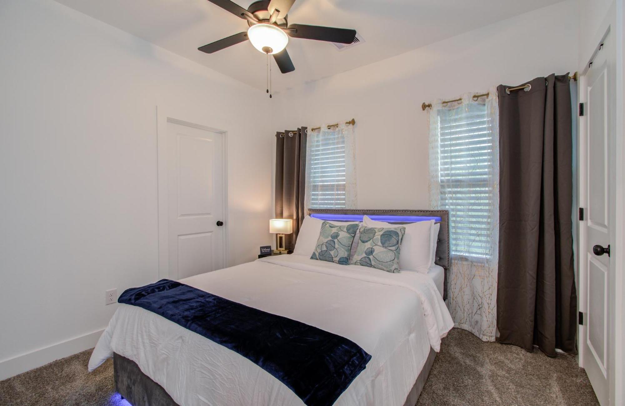 Urban Luxe Getaway 4 Mins To Dt Newly Built Home Houston Exterior foto